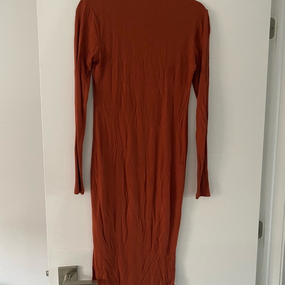 Motherhood burnt orange maternity dress in size small - Picture 4 of 5